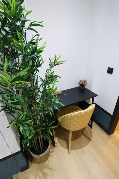 Cocon Neuf - Coeur Du 11E Apartment ปารีส ภายนอก รูปภาพ